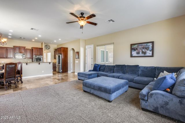 3112 W DESERT Lane, Laveen, AZ 85339