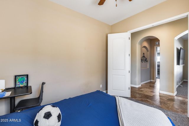 3112 W DESERT Lane, Laveen, AZ 85339