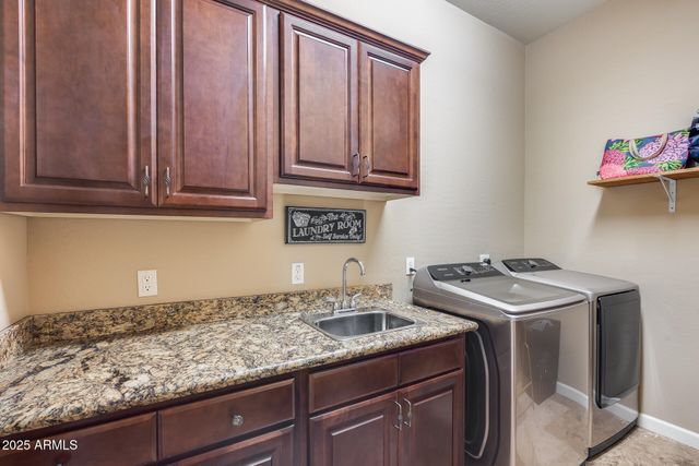 3112 W DESERT Lane, Laveen, AZ 85339