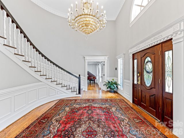 163 Northern Lights Lane, Hendersonville, NC 28739