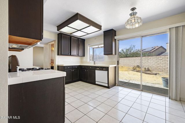 37533 Hudson Street, Palmdale, CA 93552