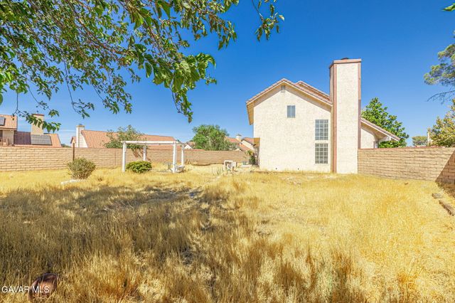 37533 Hudson Street, Palmdale, CA 93552
