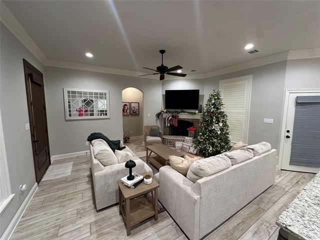 7916 Wasson Road, Shreveport, LA 71107