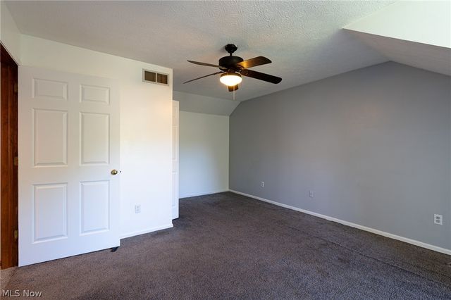16368 N Laguardia, Strongsville, OH 44136