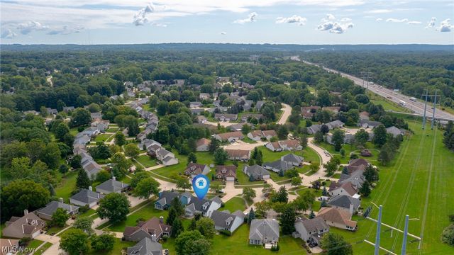 16368 N Laguardia, Strongsville, OH 44136