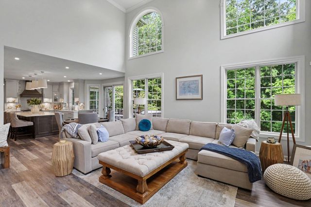 2469 Fairway Winds Court Ne, Ada Twp, MI 49301