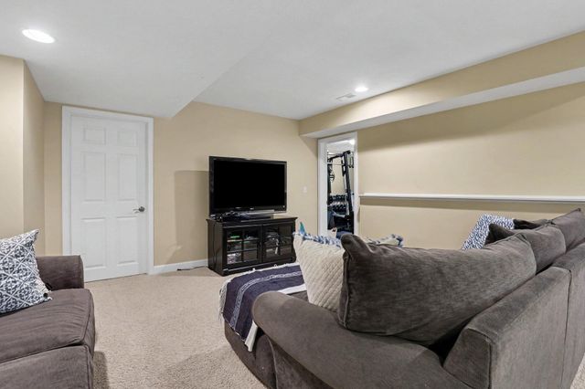 2469 Fairway Winds Court Ne, Ada Twp, MI 49301