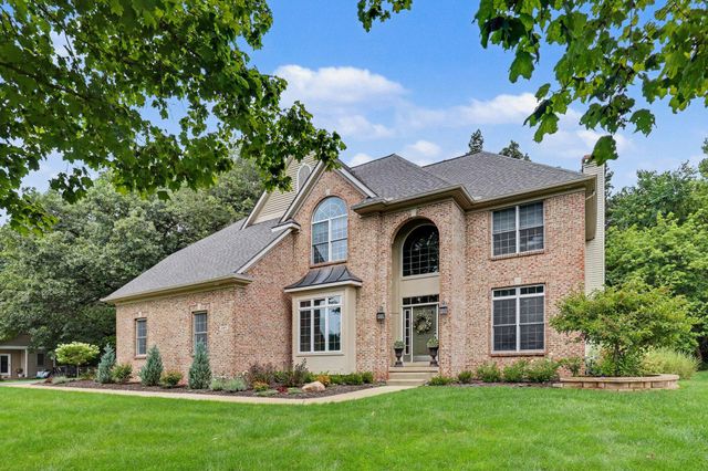 2469 Fairway Winds Court Ne, Ada Twp, MI 49301
