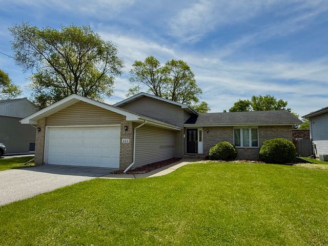 424 E Clark Street, Glenwood, IL 60425