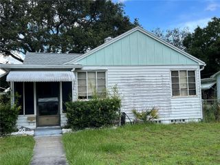 795 47TH AVENUE N, St Petersburg, FL 33703