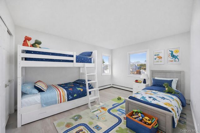 7 Suzanne Lane, Bethpage, NY 11714