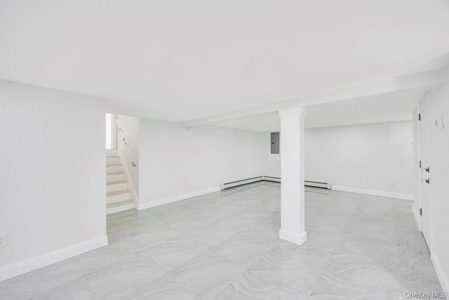 7 Suzanne Lane, Bethpage, NY 11714