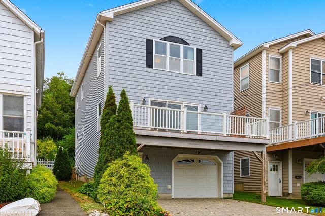 64 Hawthorne Street, West Haven, CT 06516