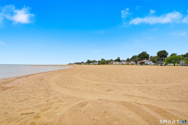64 Hawthorne Street, West Haven, CT 06516
