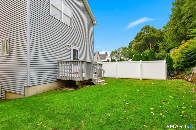 64 Hawthorne Street, West Haven, CT 06516