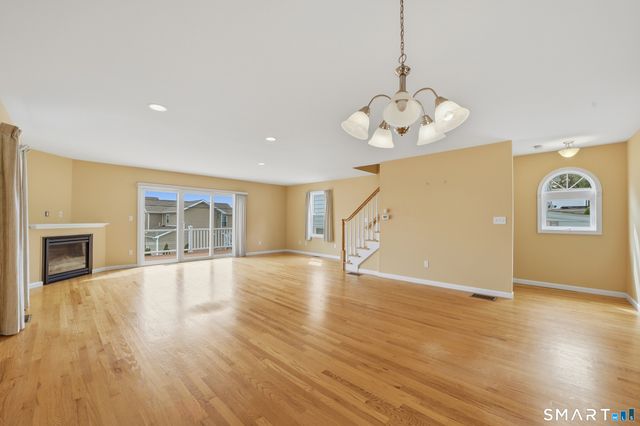 64 Hawthorne Street, West Haven, CT 06516