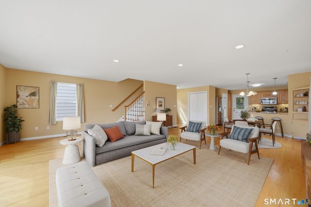 64 Hawthorne Street, West Haven, CT 06516