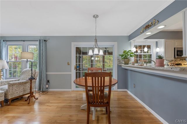 106 Ausable Run, Salina, NY 13088