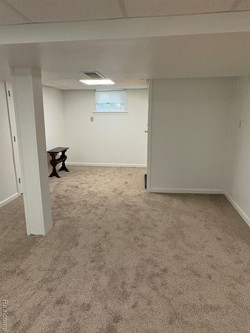 55 Kensington Boulevard, Pleasant Ridge, MI 48069