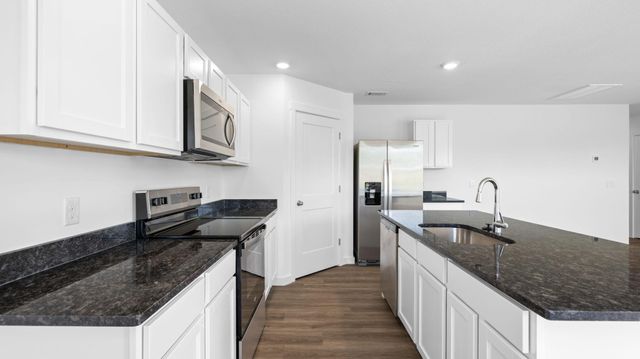 117 Evergreen Cir, Rossville, GA 30741