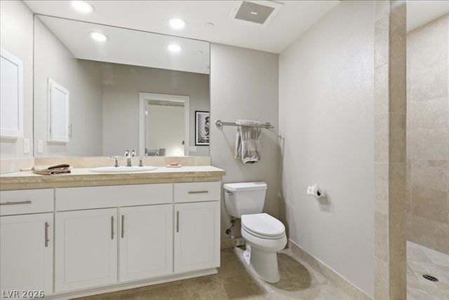 360 East Desert Inn Road 604, Las Vegas, NV 89109