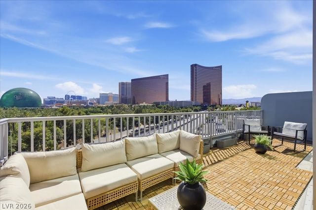 360 East Desert Inn Road 604, Las Vegas, NV 89109