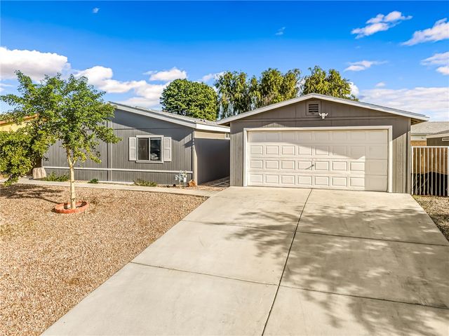 4462 S Amanda Avenue, Fort Mohave, AZ 86426