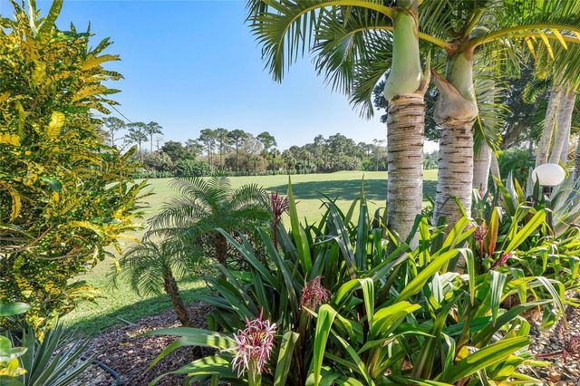 10630 Boca Woods Lane, Boca Raton, FL 33428