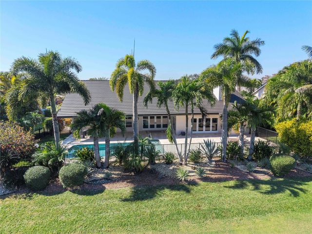 10630 Boca Woods Lane, Boca Raton, FL 33428