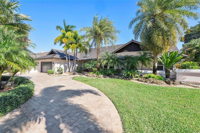 10630 Boca Woods Lane, Boca Raton, FL 33428