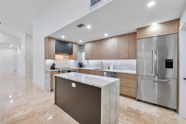 10630 Boca Woods Lane, Boca Raton, FL 33428