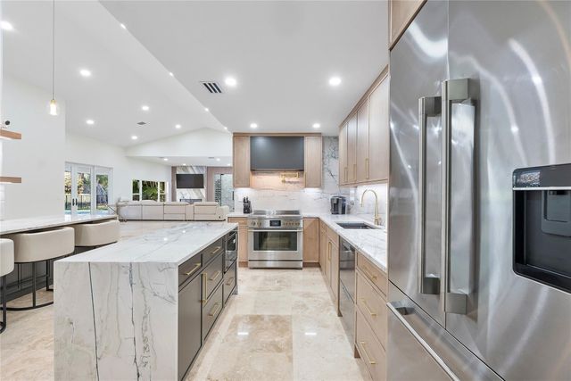 10630 Boca Woods Lane, Boca Raton, FL 33428