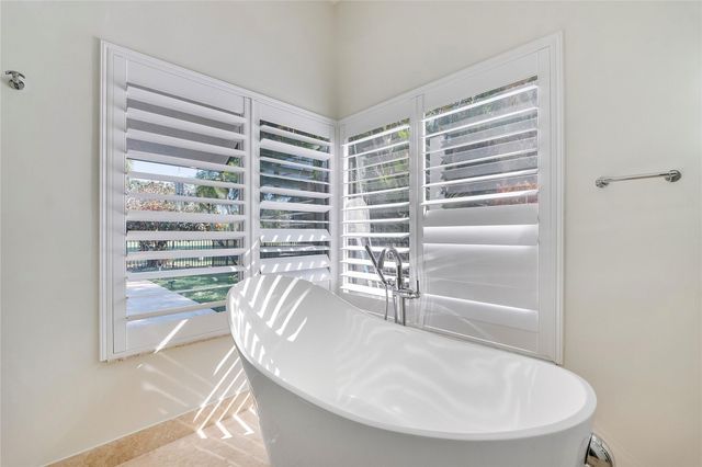 10630 Boca Woods Lane, Boca Raton, FL 33428