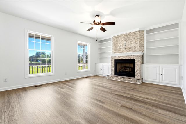 3434 Kinneys Rd, Cedar Hill, TN 37032
