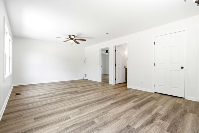 3434 Kinneys Rd, Cedar Hill, TN 37032