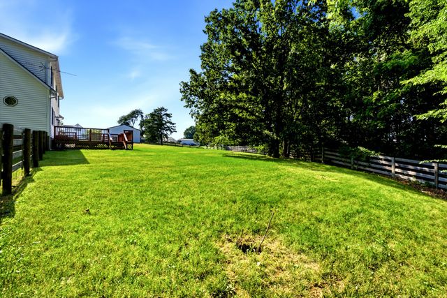 3434 Kinneys Rd, Cedar Hill, TN 37032
