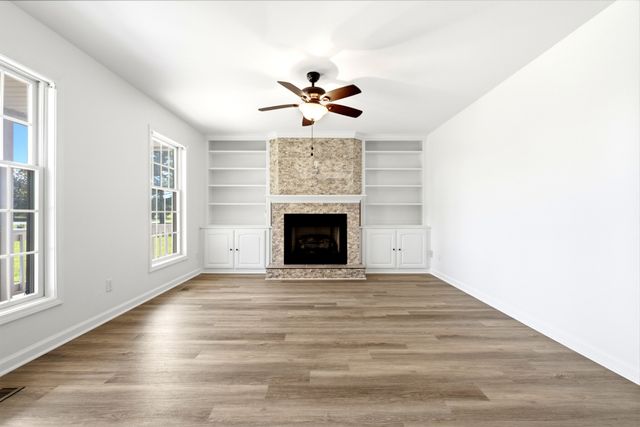 3434 Kinneys Rd, Cedar Hill, TN 37032