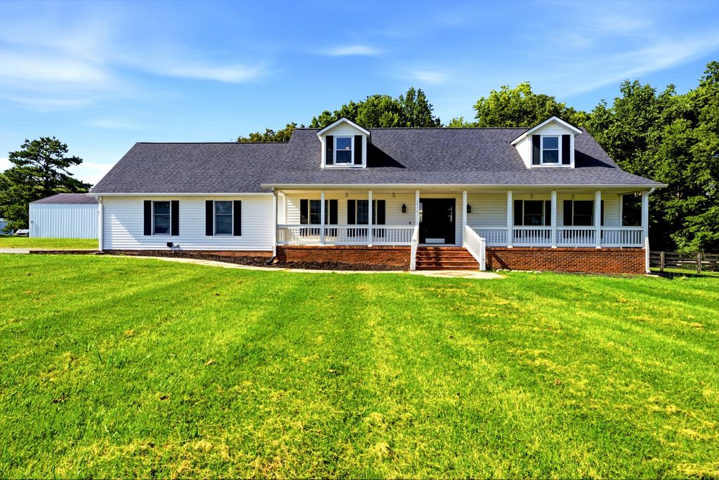 3434 Kinneys Rd, Cedar Hill, TN 37032