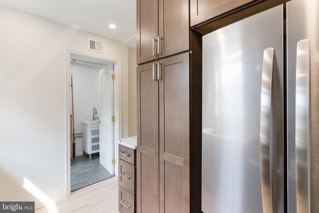 3727 MARK DR, Alexandria, VA 22305