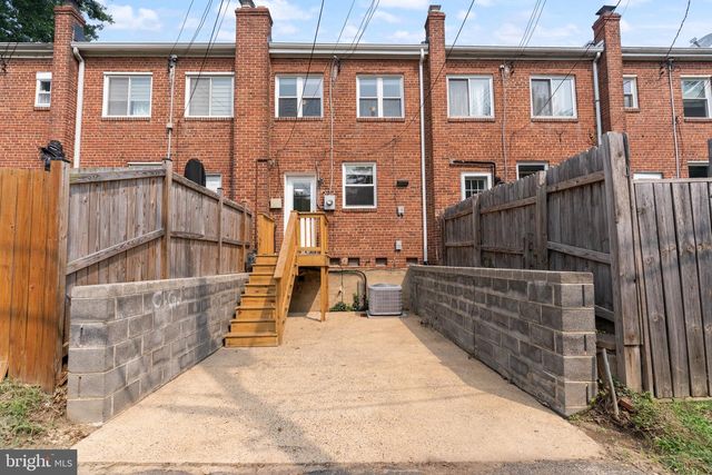 3727 MARK DR, Alexandria, VA 22305