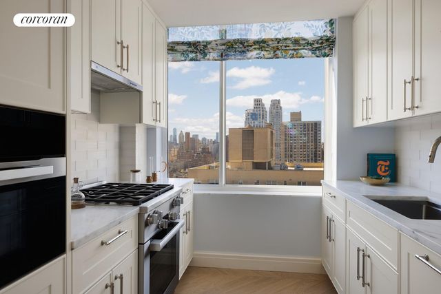 400 E 84th St Apt 24D, New York City, NY 10028