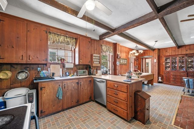 14 Poplar, Danvers, MA 01923