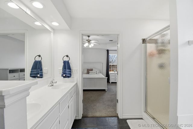 27529 E 112th Street, Coweta, OK 74429