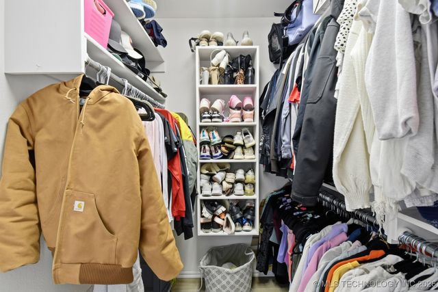 27529 E 112th Street, Coweta, OK 74429