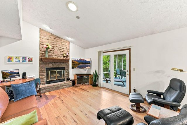 9233 Meadow Drive, Maineville, OH 45039
