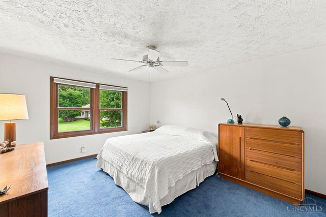 9233 Meadow Drive, Maineville, OH 45039