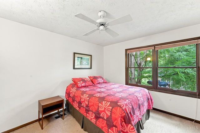 9233 Meadow Drive, Maineville, OH 45039