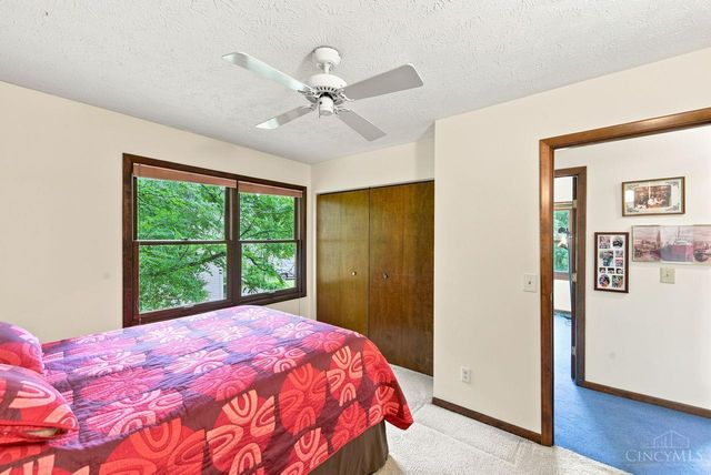 9233 Meadow Drive, Maineville, OH 45039