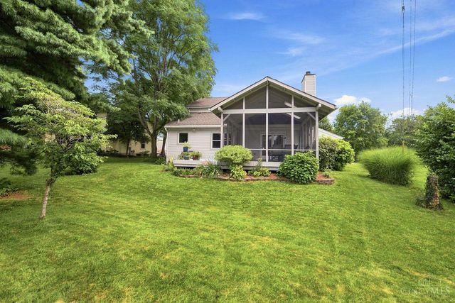 9233 Meadow Drive, Maineville, OH 45039