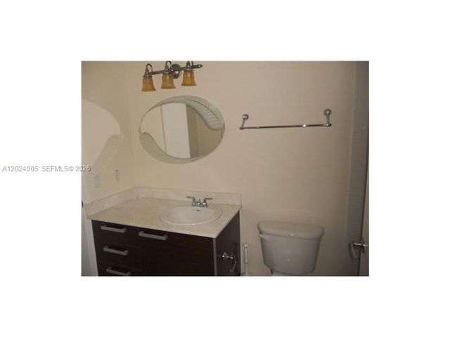2525 SW 3 AV 1006, Miami, FL 33129